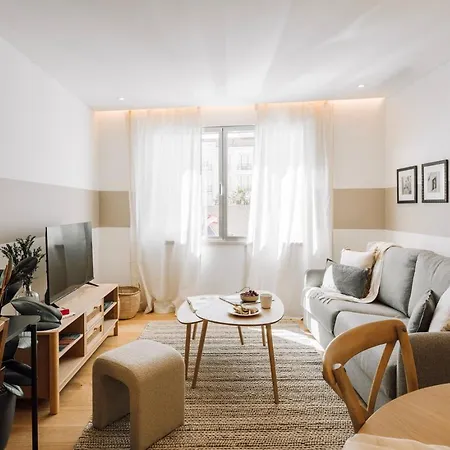 Giuseppe - 1 Bedroom And Parking In Alvalade Apartamento