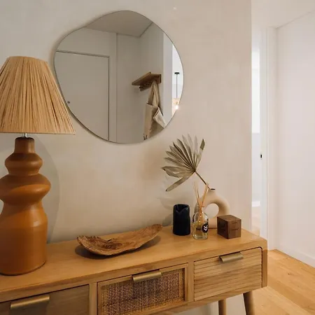 Giuseppe - 1 Bedroom And Parking In Alvalade דירה *