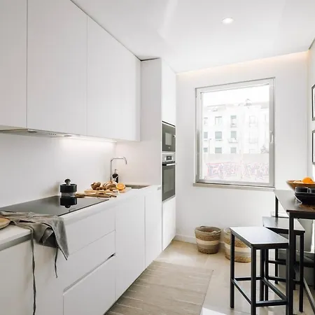 Giuseppe - 1 Bedroom And Parking In Alvalade Apartmán